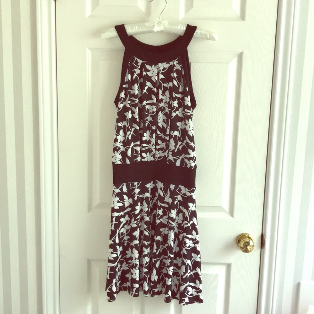 Fun and flirty, black and white dress
